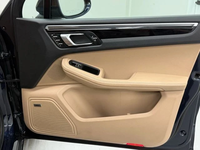 2019 Porsche Macan - Image 21 of 21