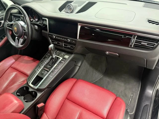 2019 Porsche Macan - Image 11 of 21