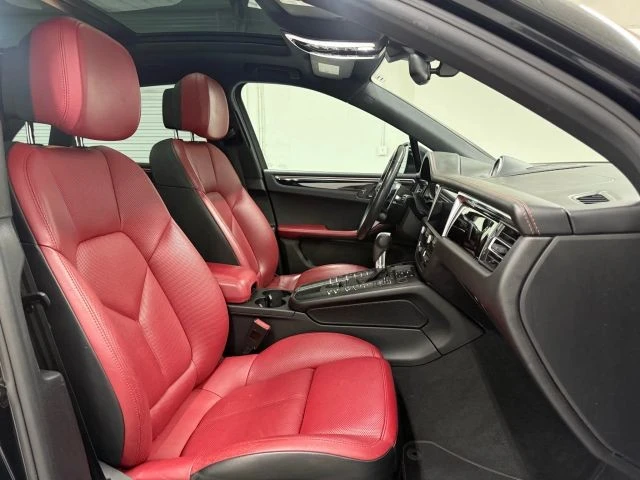 2019 Porsche Macan - Image 12 of 12
