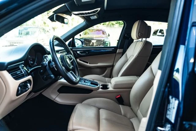 2019 Porsche Macan - Image 19 of 21