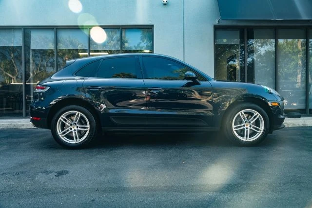 2019 Porsche Macan - Image 8 of 21