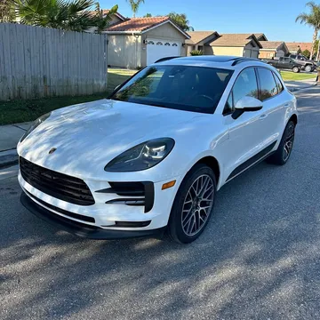 2019 Porsche Macan T Sport Utility 4D