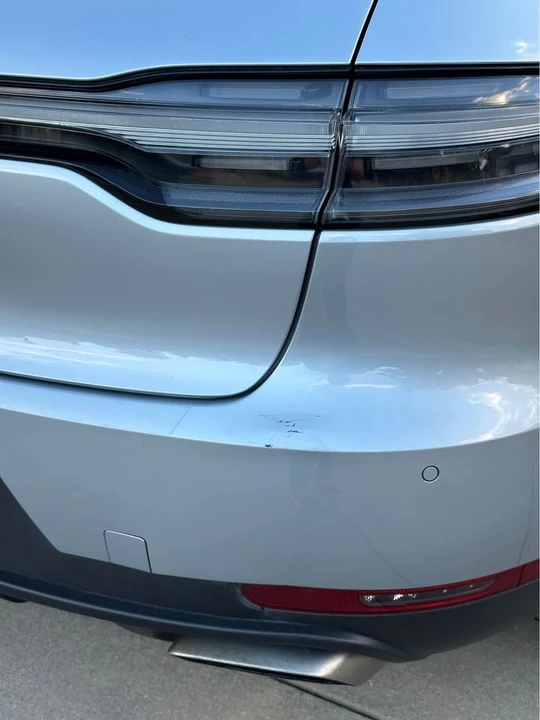 2019 Porsche Macan Turbo - Image 17 of 18