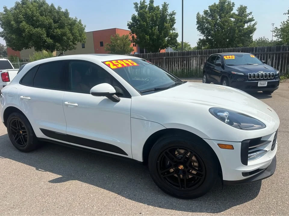 2019 Porsche Macan Turbo - Image 2 of 16