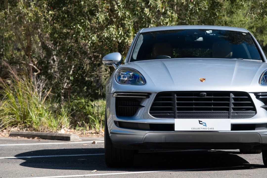 2019 Porsche Macan Turbo - Image 16 of 31
