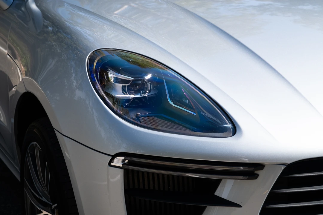 2019 Porsche Macan Turbo - Image 20 of 31