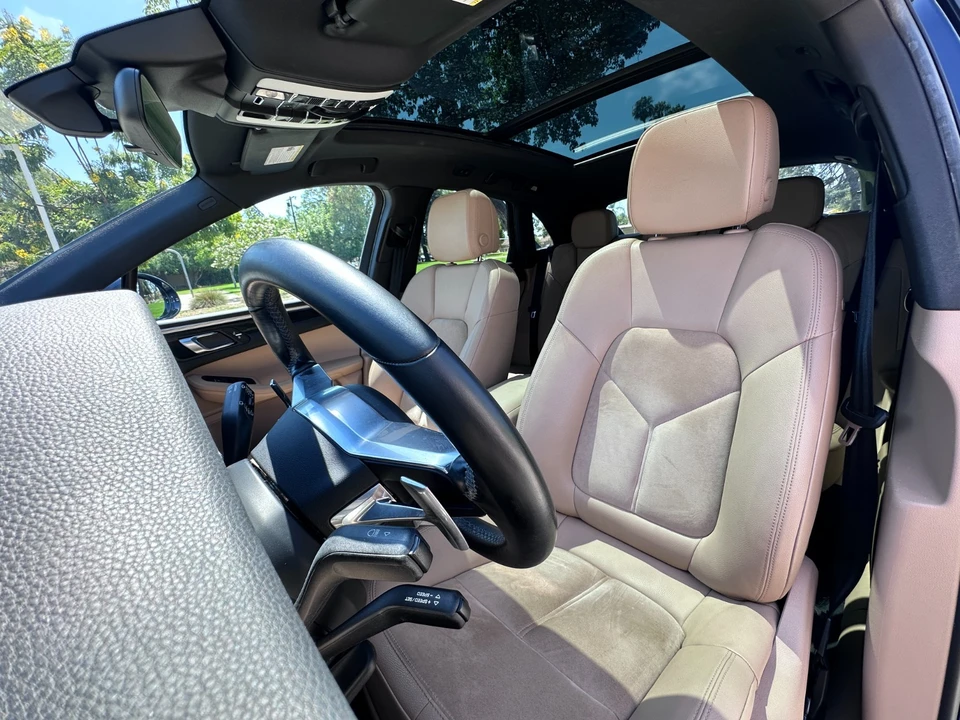 2019 Porsche Macan - Image 10 of 22