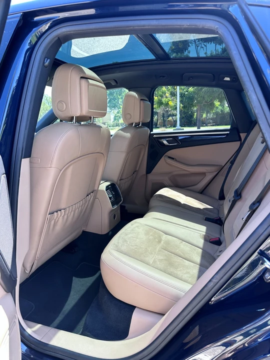 2019 Porsche Macan - Image 12 of 22