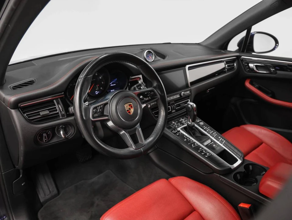 2019 Porsche Macan - Image 4 of 5