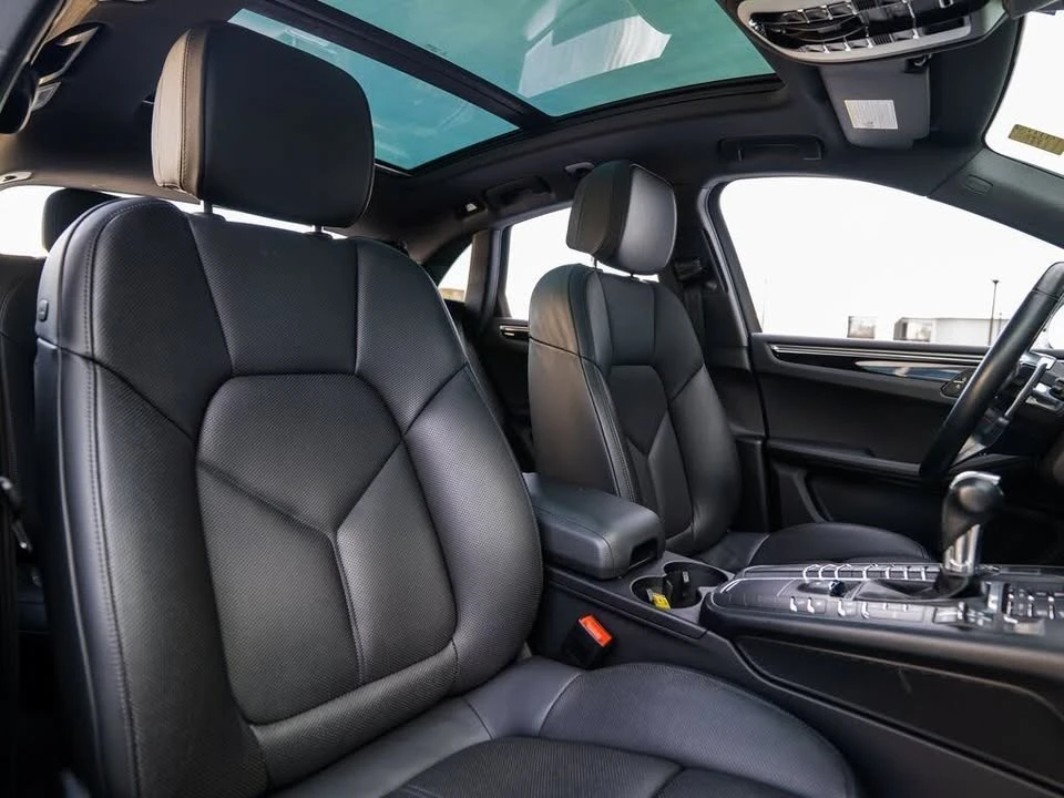 2019 Porsche Macan - Image 8 of 20