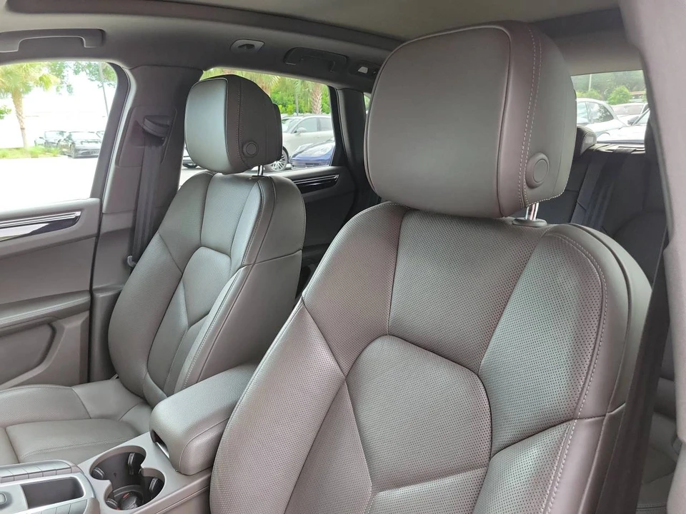 2019 Porsche Macan - Image 5 of 5