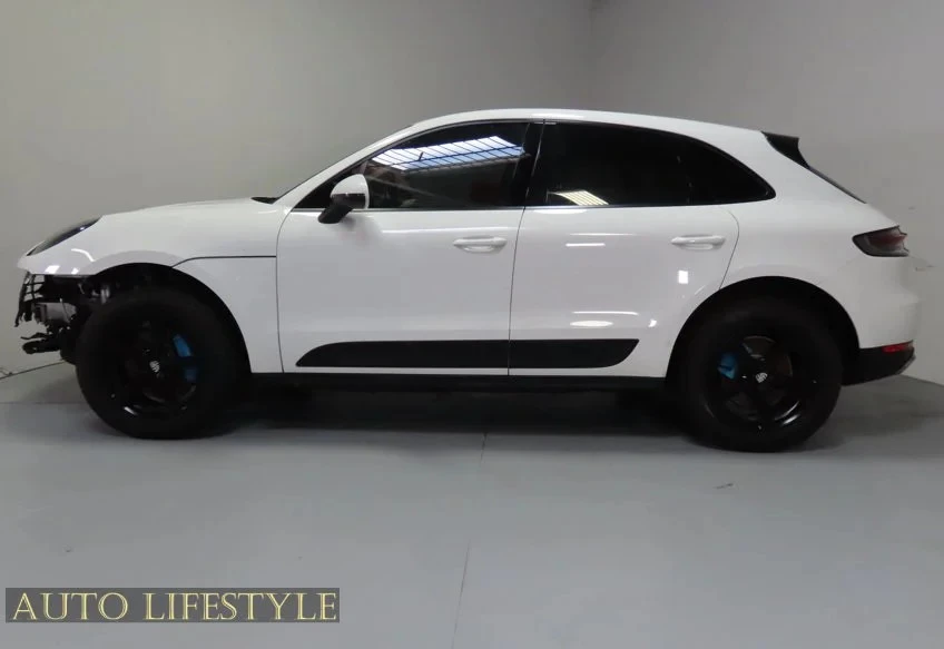 2019 Porsche Macan - Image 10 of 21
