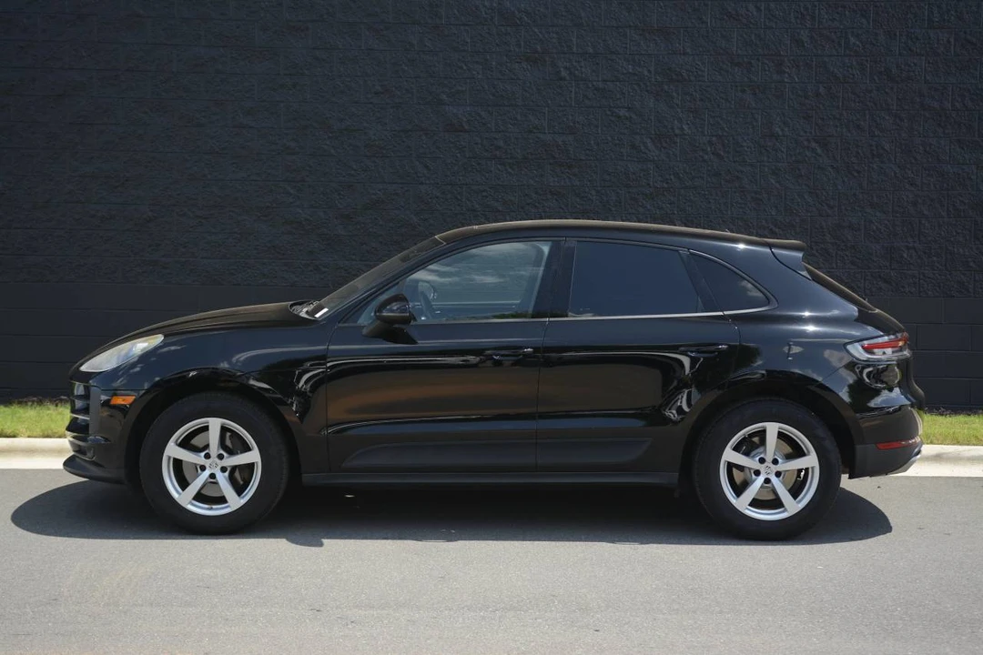 2019 Porsche Macan - Image 2 of 5