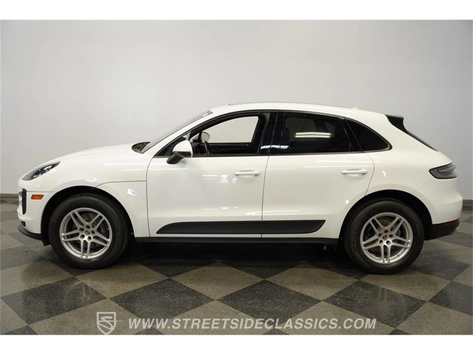 2019 Porsche Macan - Image 7 of 31