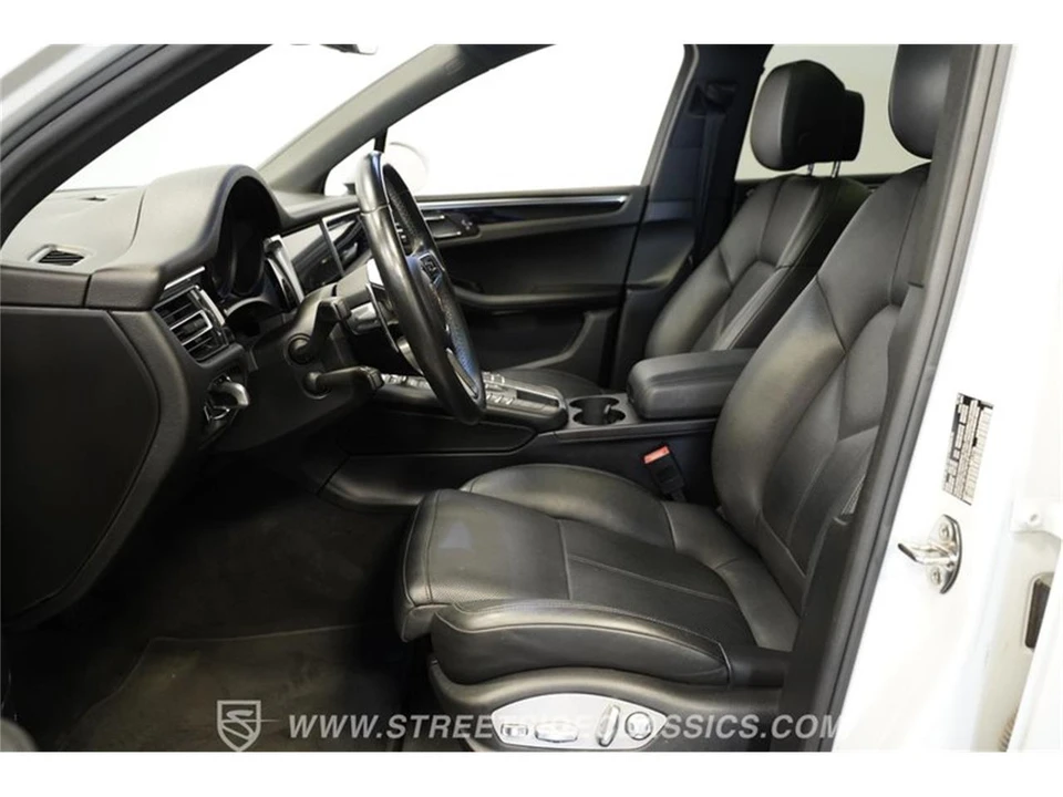 2019 Porsche Macan - Image 3 of 31