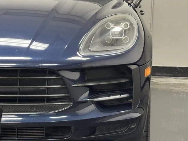 2019 Porsche Macan - Image 8 of 12