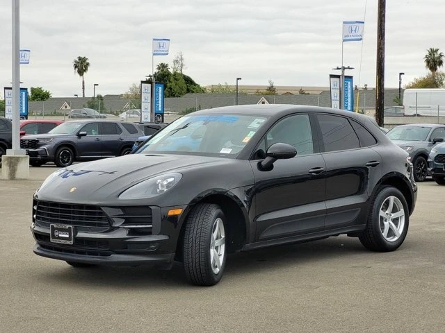 2019 Porsche Macan - Image 9 of 12