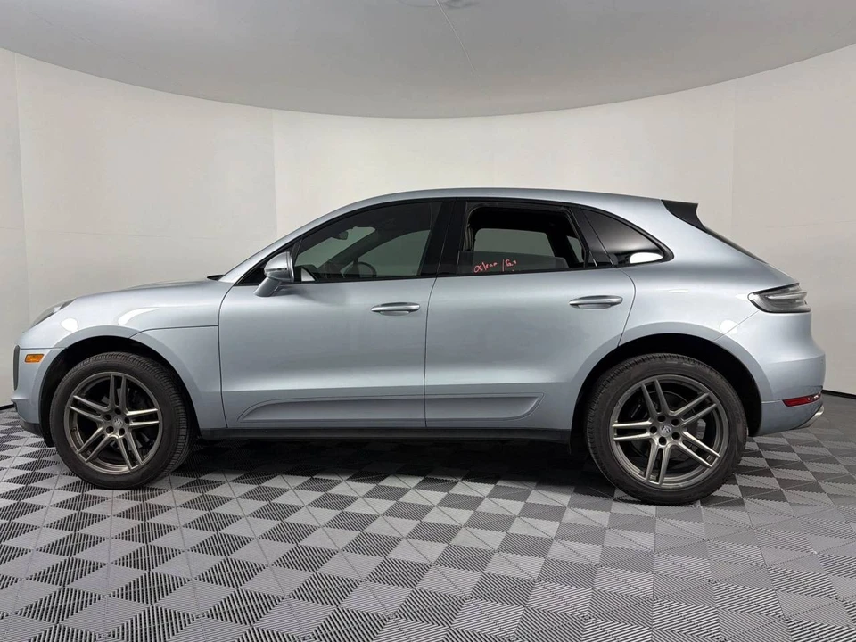 2019 Porsche Macan - Image 2 of 5