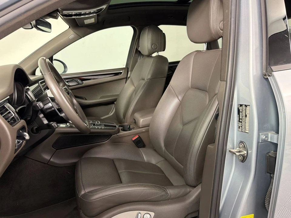 2019 Porsche Macan - Image 5 of 5