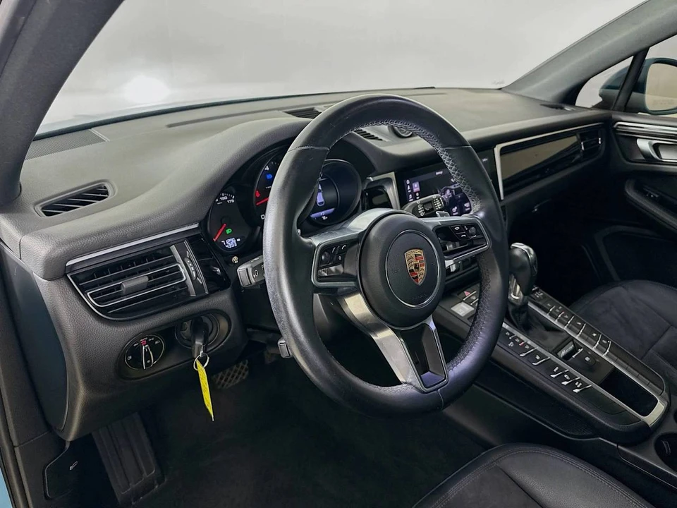 2019 Porsche Macan - Image 4 of 5