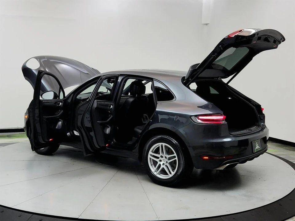 2019 Porsche Macan - Image 12 of 12