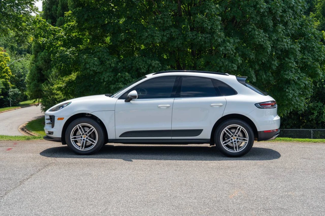 2019 Porsche Macan - Image 2 of 5