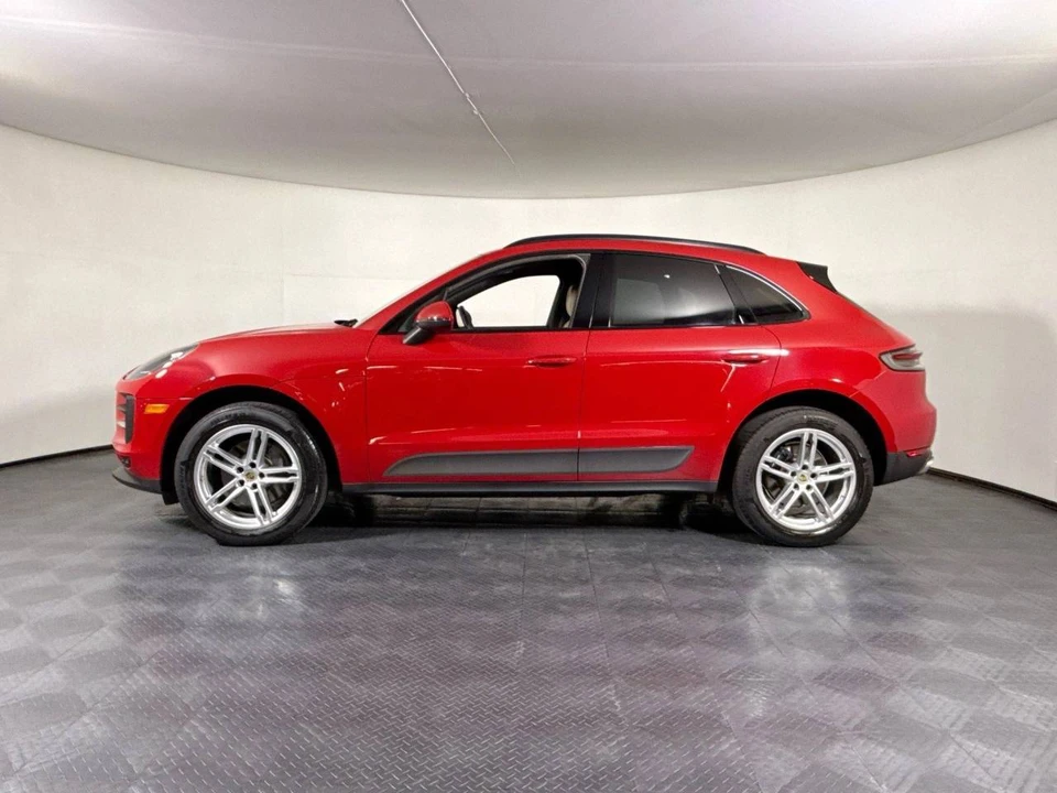 2019 Porsche Macan - Image 2 of 5