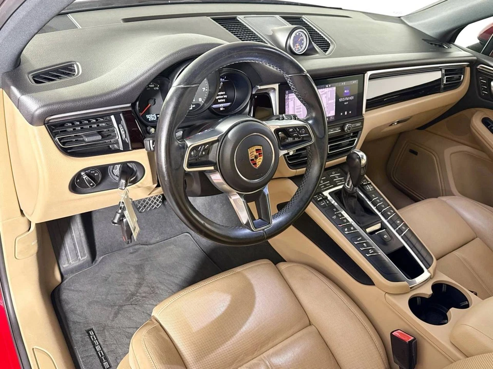 2019 Porsche Macan - Image 4 of 5