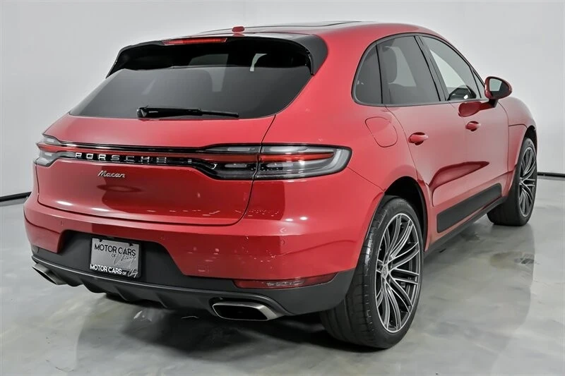 2019 Porsche Macan - Image 12 of 21