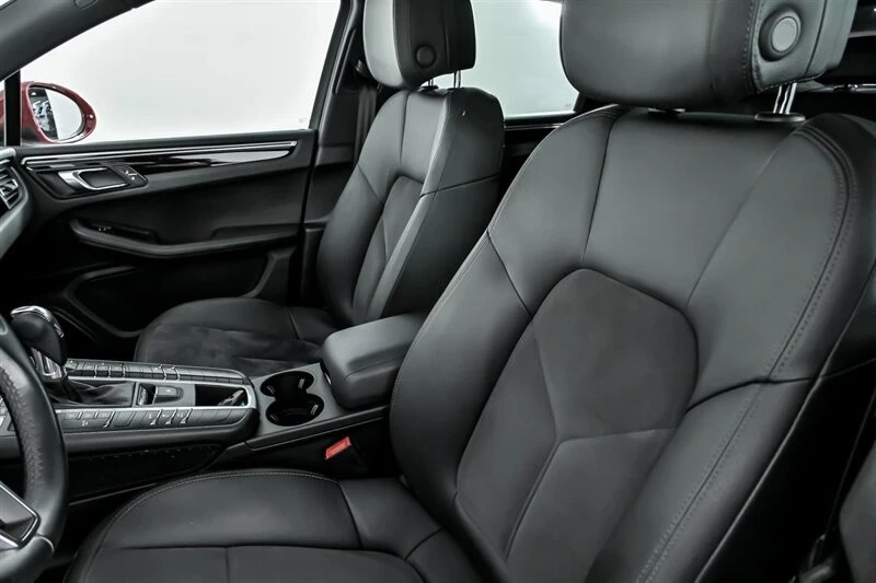 2019 Porsche Macan - Image 21 of 21