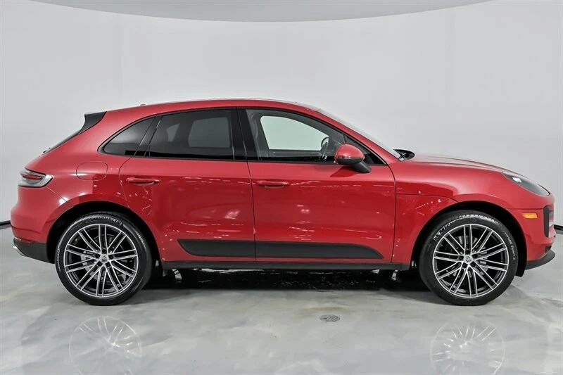 2019 Porsche Macan - Image 14 of 21