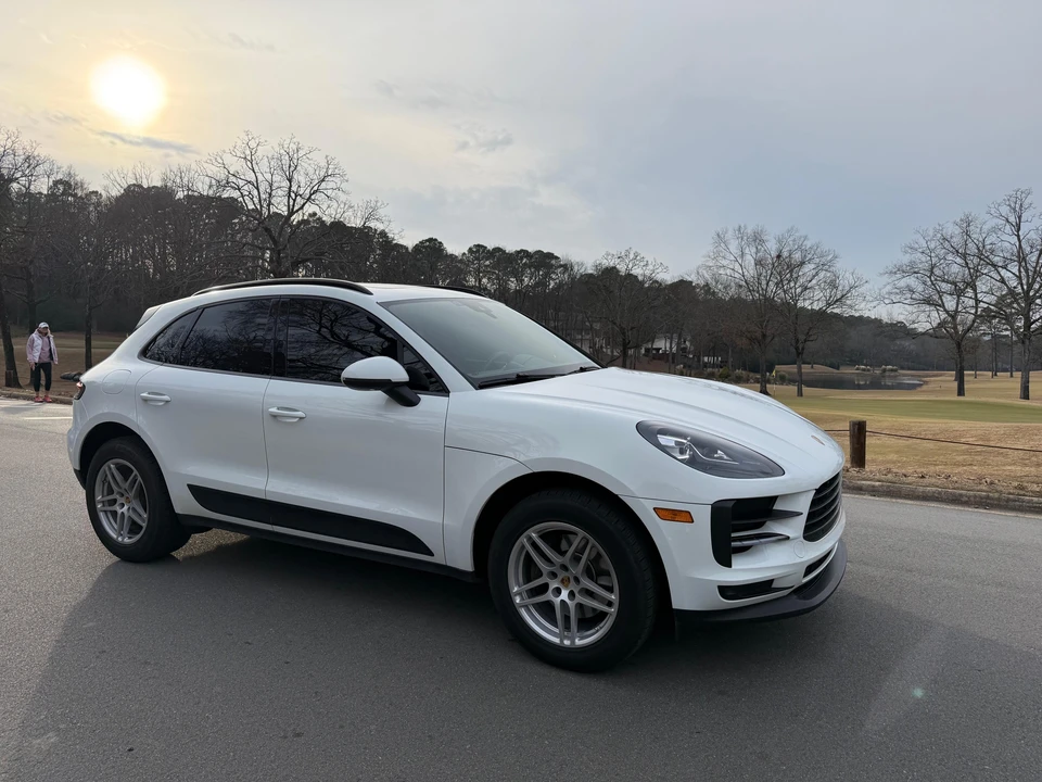 2019 Porsche Macan - Image 14 of 31