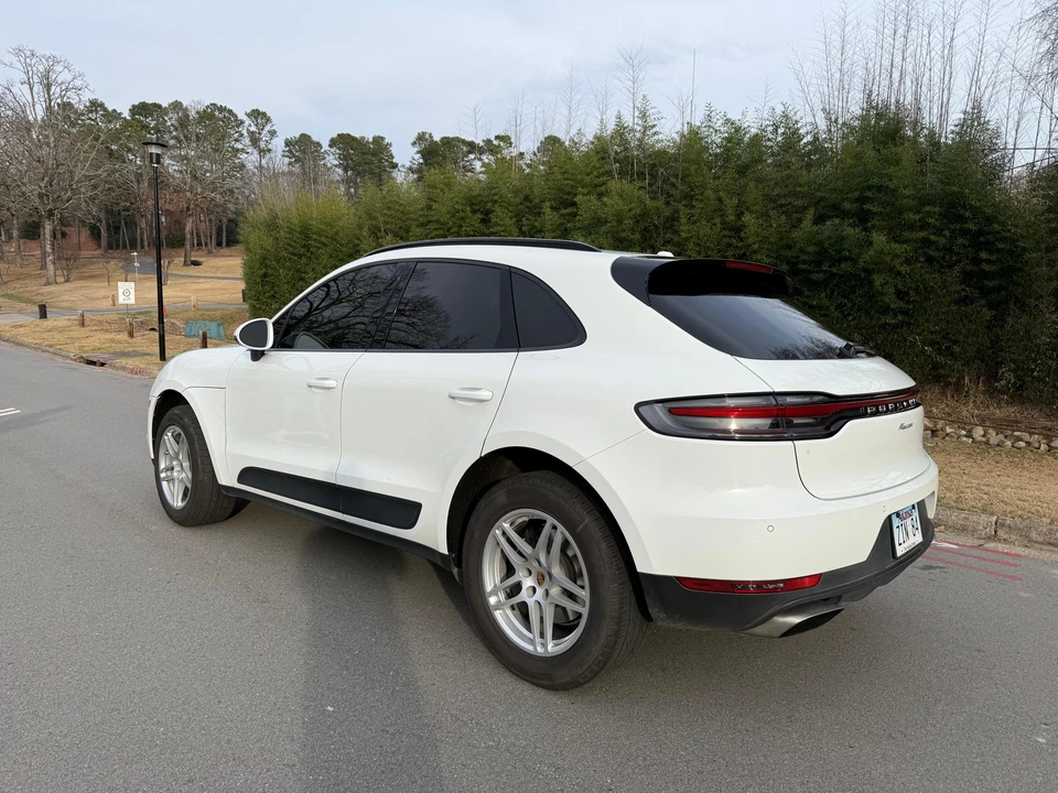 2019 Porsche Macan - Image 10 of 31