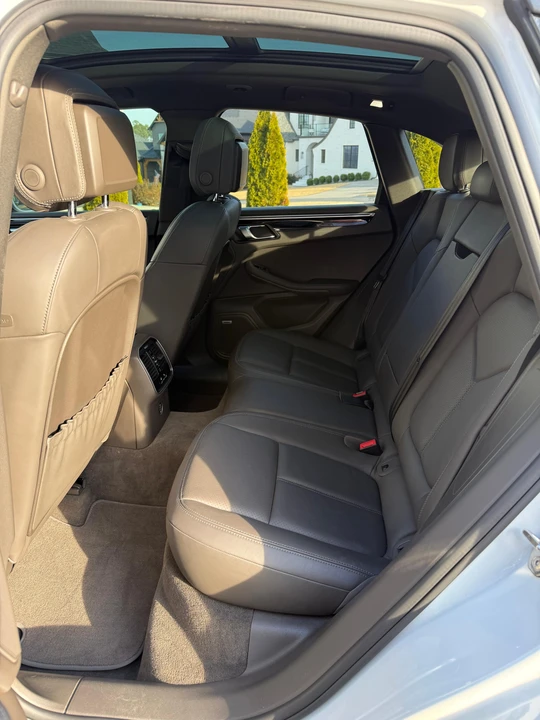 2019 Porsche Macan - Image 30 of 31