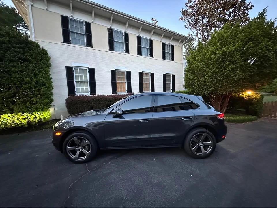 2019 Porsche Macan - Image 13 of 20