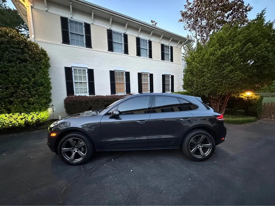2019 Porsche Macan - Image 15 of 20
