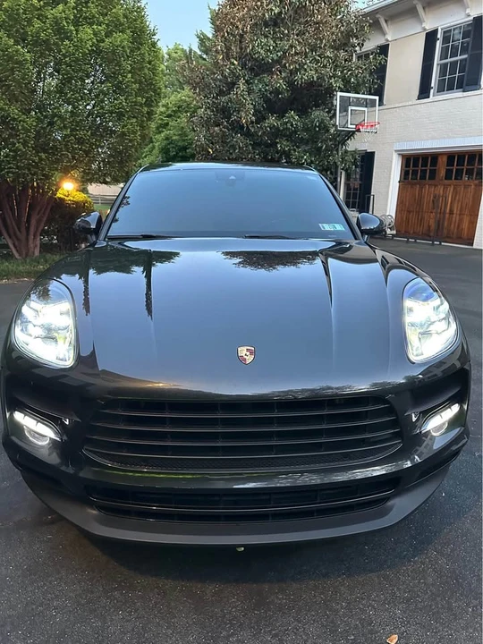 2019 Porsche Macan - Image 19 of 20