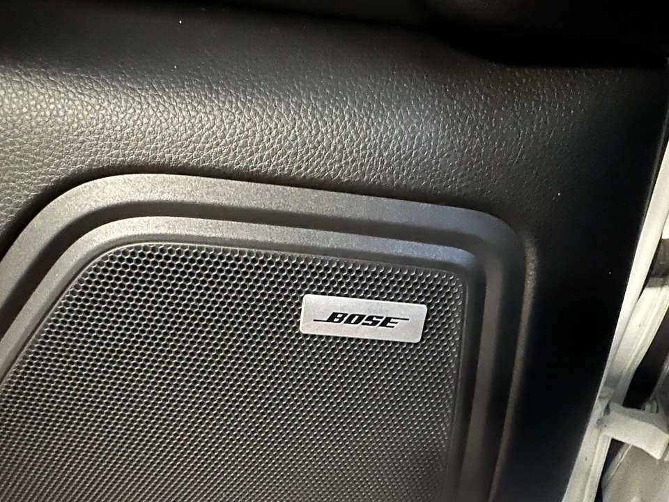 2019 Porsche Macan - Image 18 of 18