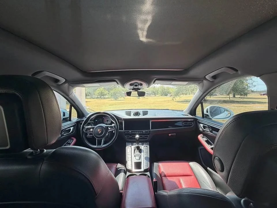 2019 Porsche Macan S - Image 16 of 17