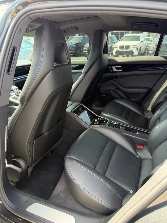 2019 Porsche 971 Panamera - Image 12 of 18