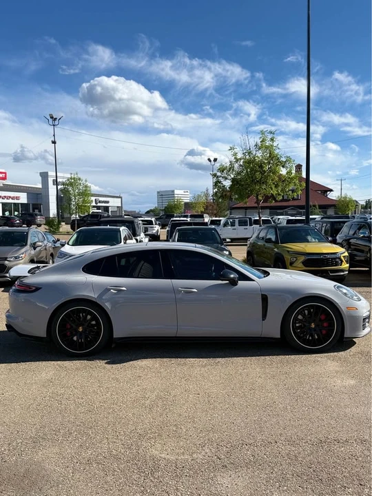 2019 Porsche Panamera - Image 6 of 16