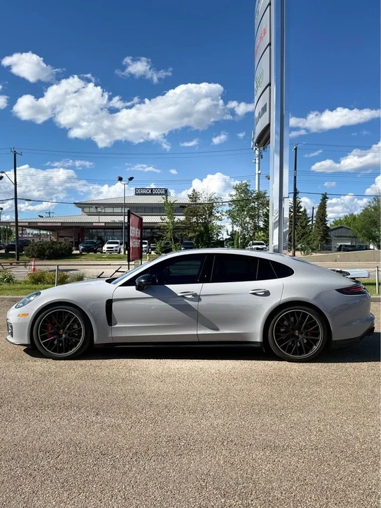 2019 Porsche Panamera - Image 2 of 16