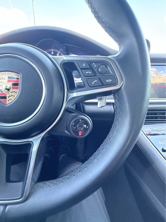 2019 Porsche Panamera - Image 14 of 16