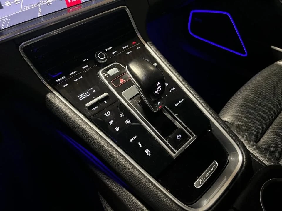 2019 Porsche 971 Panamera - Image 13 of 20
