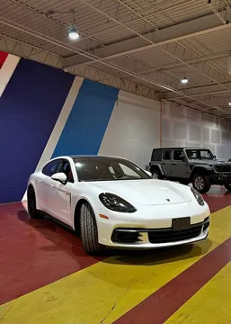 2019 Porsche Panamera 4 E-Hybrid AWD