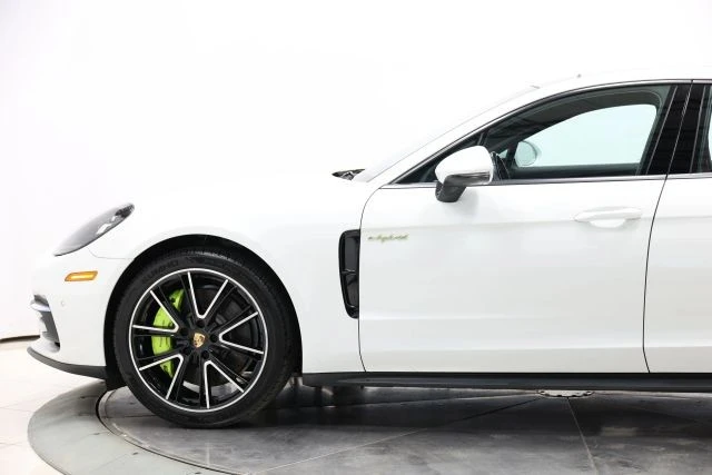 2019 Porsche 971 Panamera - Image 8 of 31