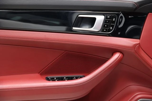 2019 Porsche 971 Panamera - Image 12 of 31