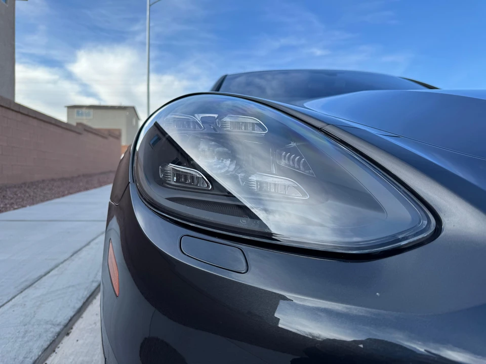 2019 Porsche 971 Panamera - Image 11 of 31