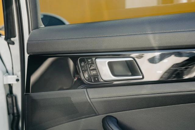 2019 Porsche 971 Panamera - Image 21 of 31