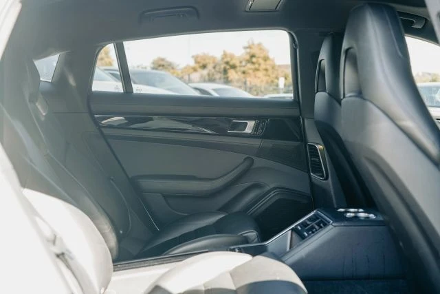 2019 Porsche 971 Panamera - Image 20 of 31